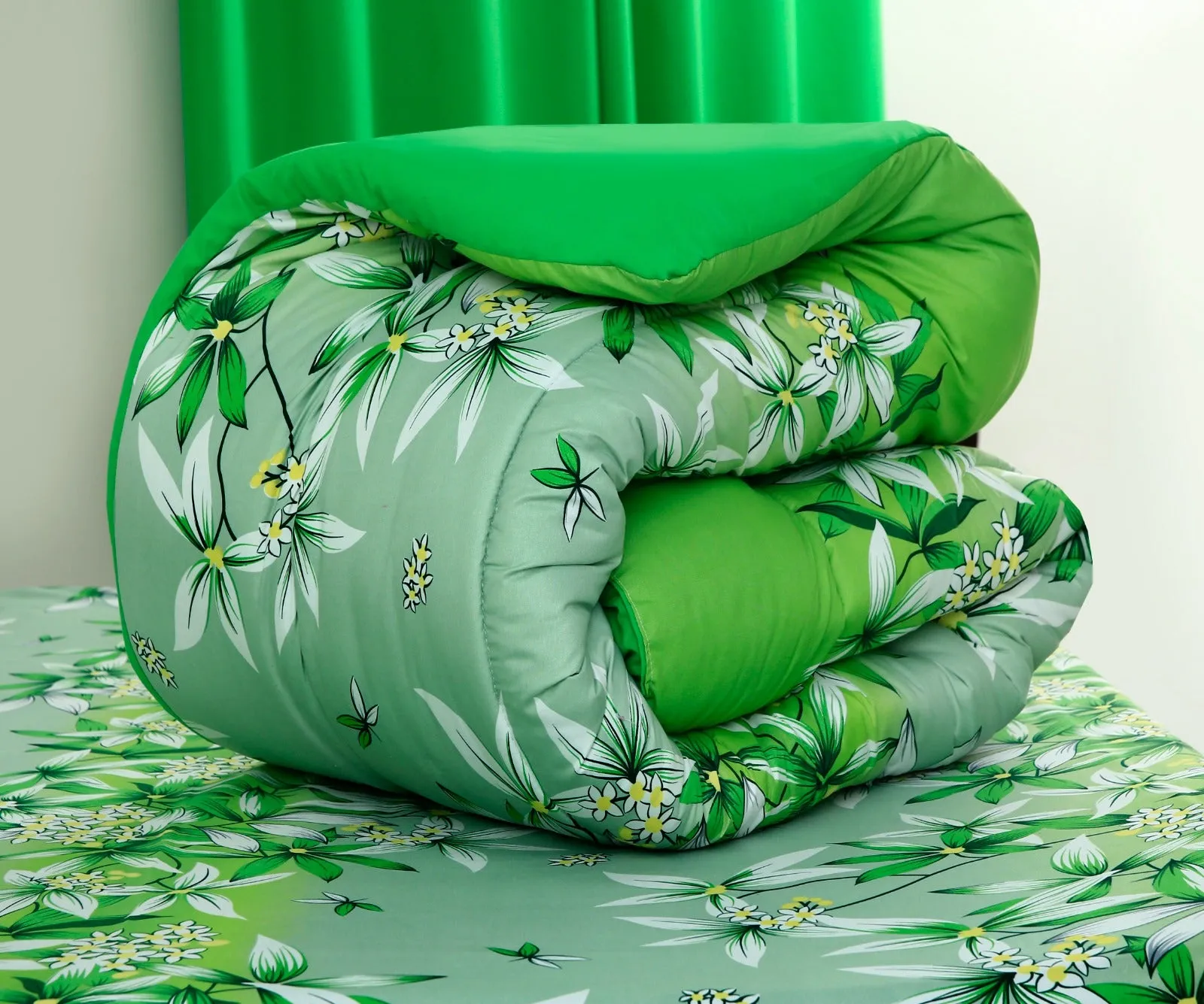 1PC Double Winter Comforter-15180Green Gold