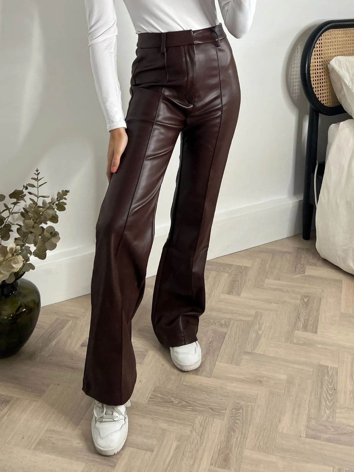 Alyssa PU Flare Trouser / Chocolate