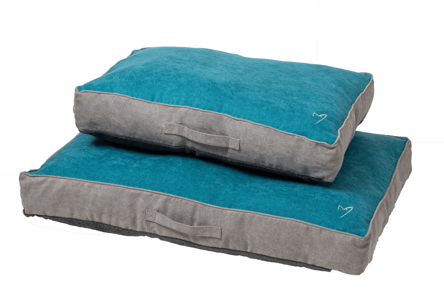 Camden Winter Sleeper Pet Bed Cover