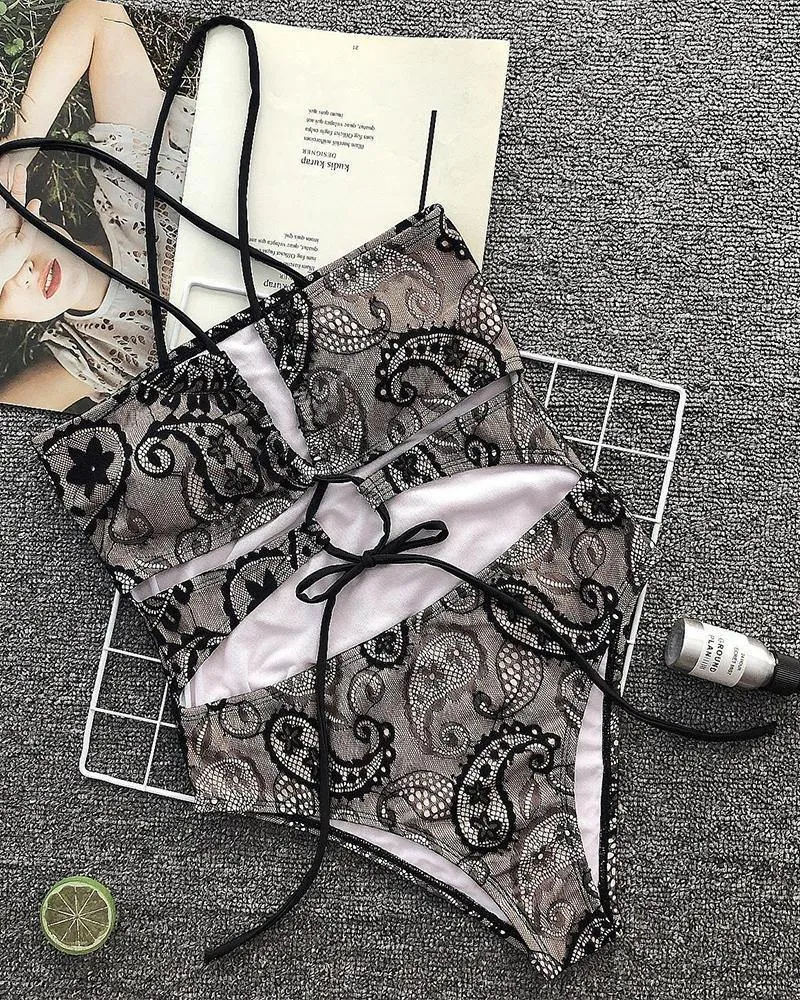 Mesh Splicing Lace Hollow-out Bikini