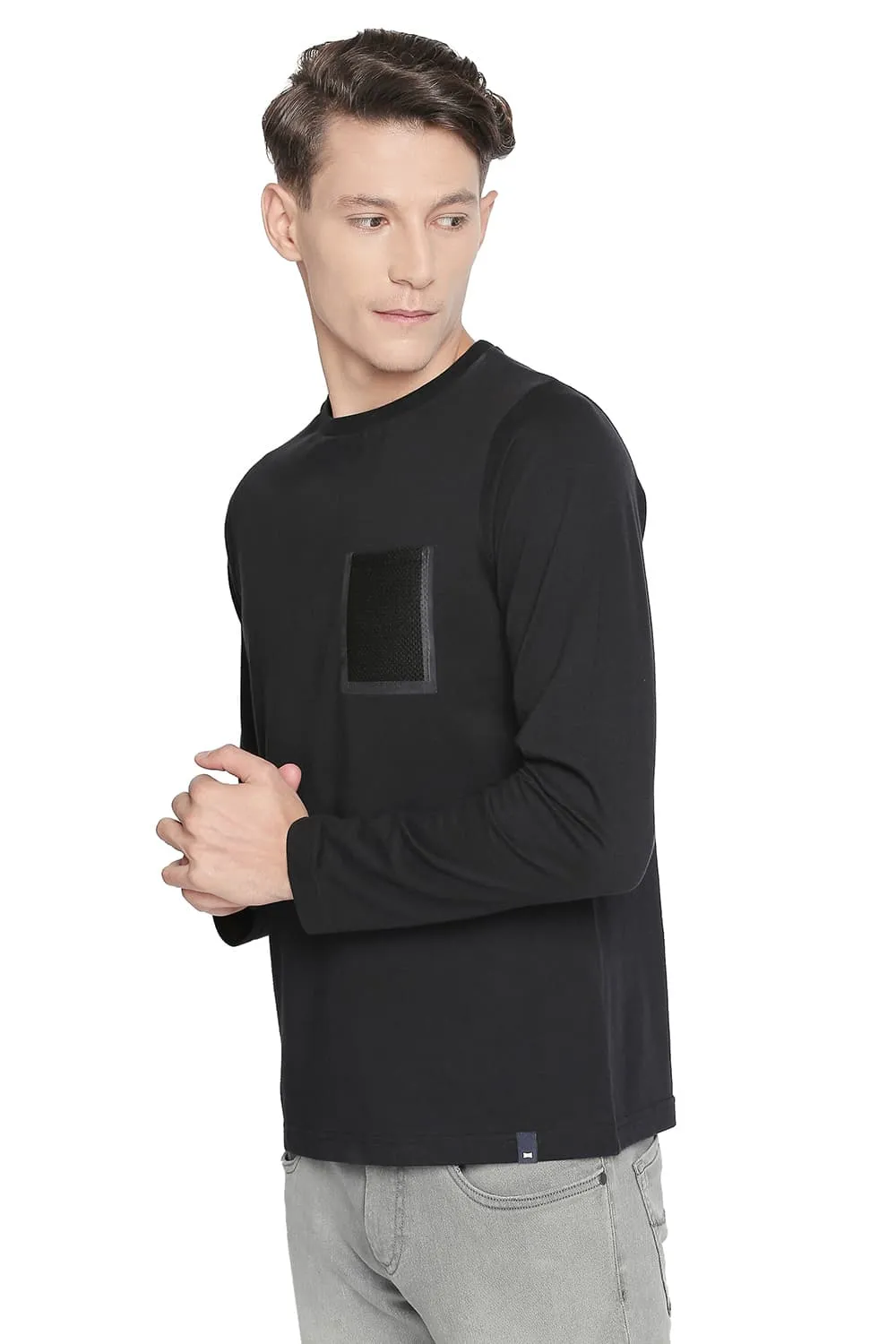 Muscle Fit Long Sleeve Crew Neck T Shirt