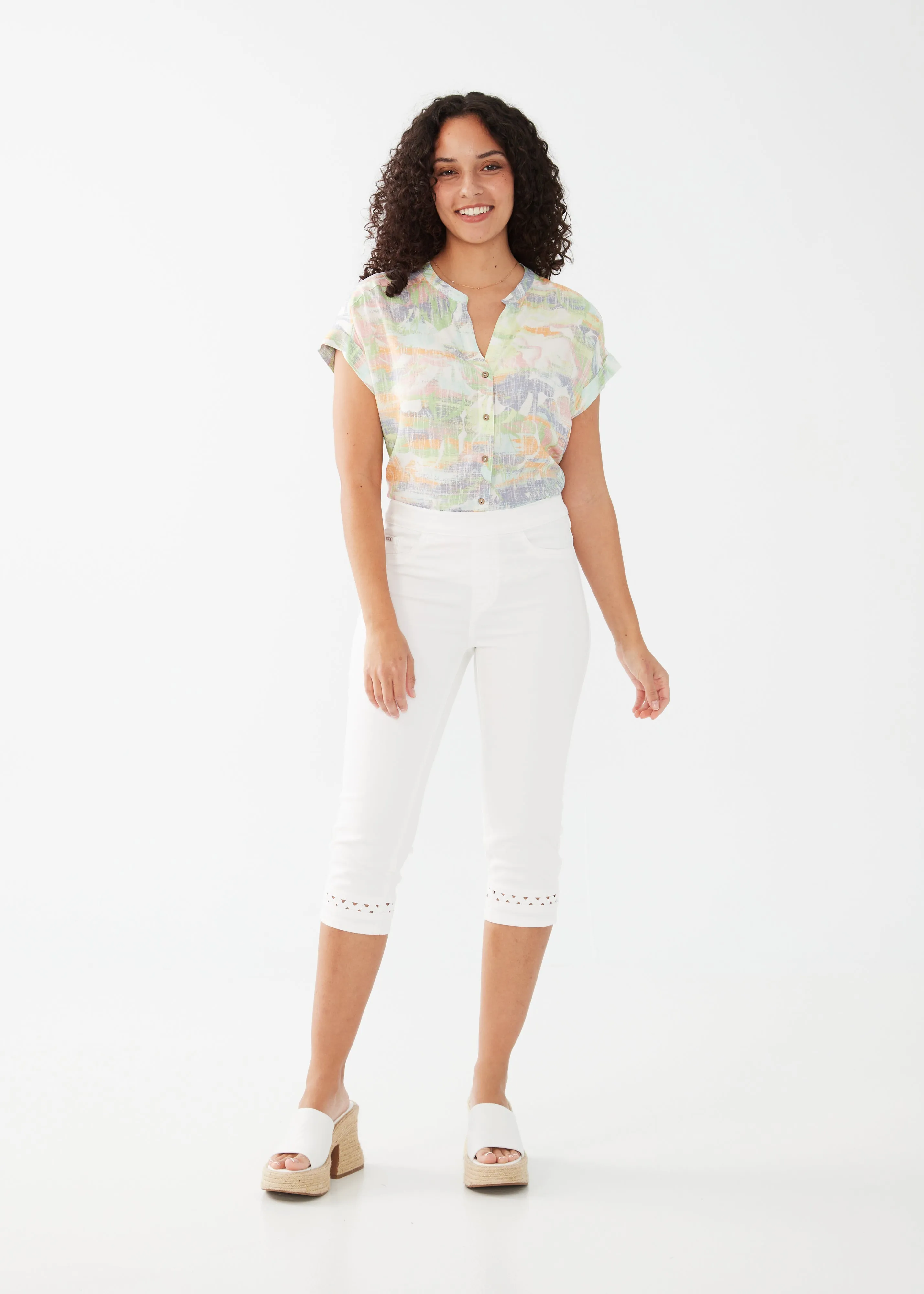 Rickrack Pull-On Capri Denim