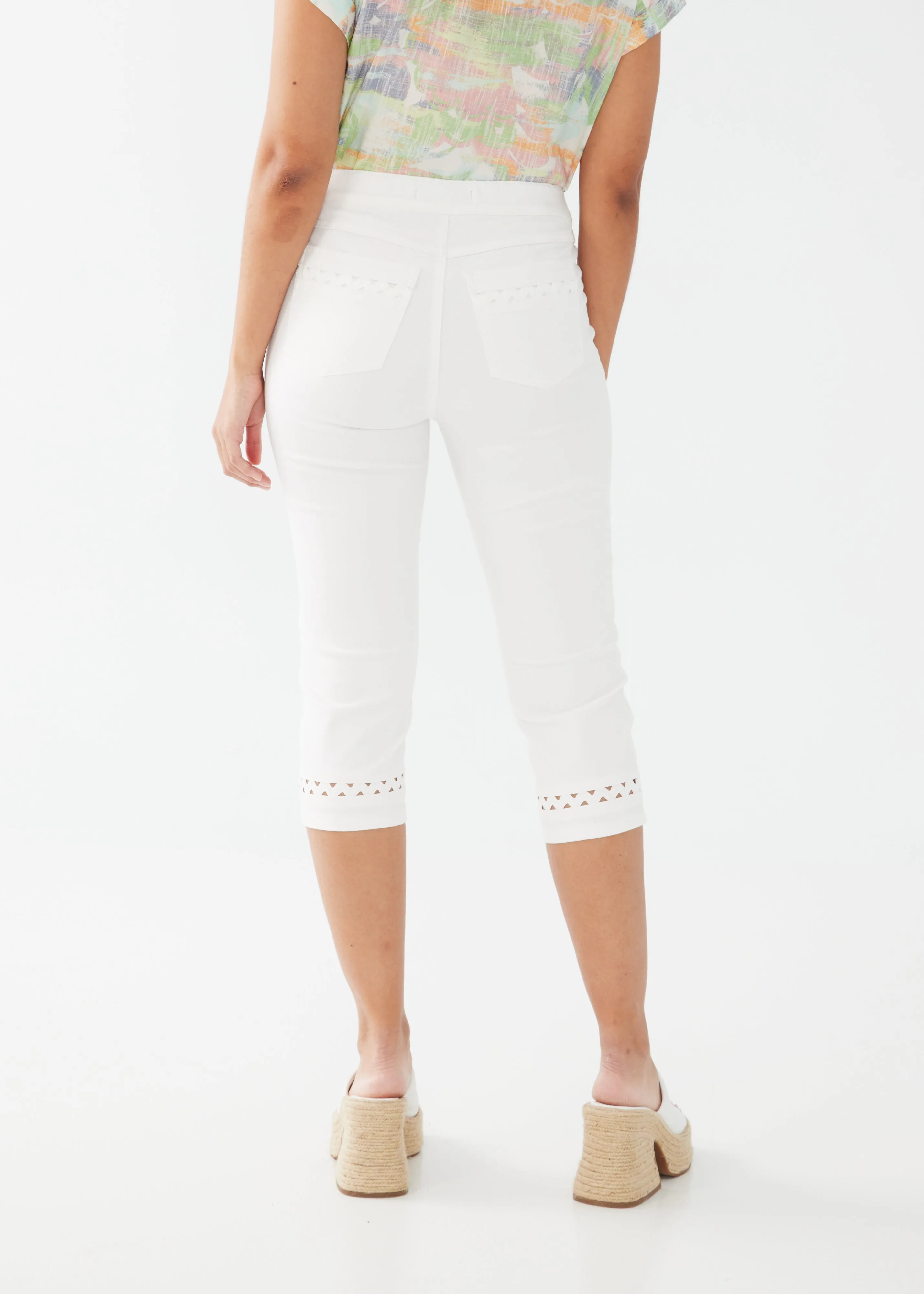 Rickrack Pull-On Capri Denim