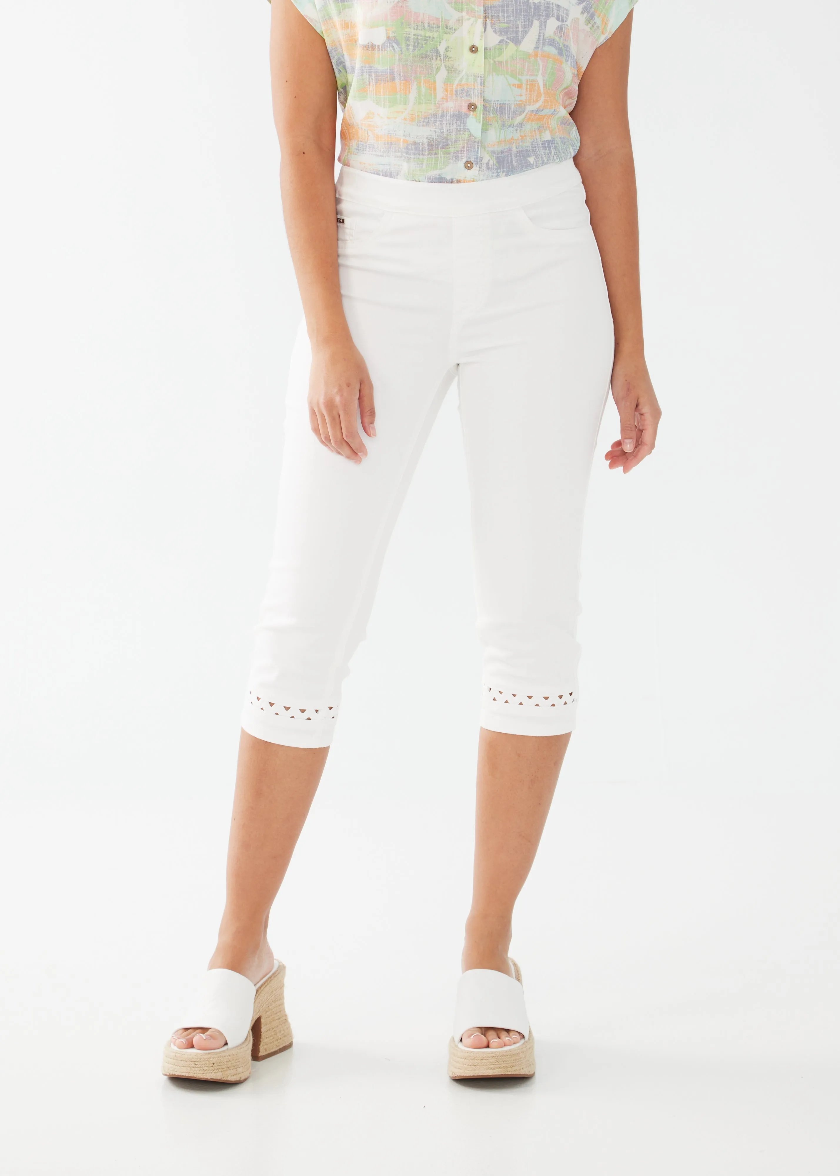 Rickrack Pull-On Capri Denim